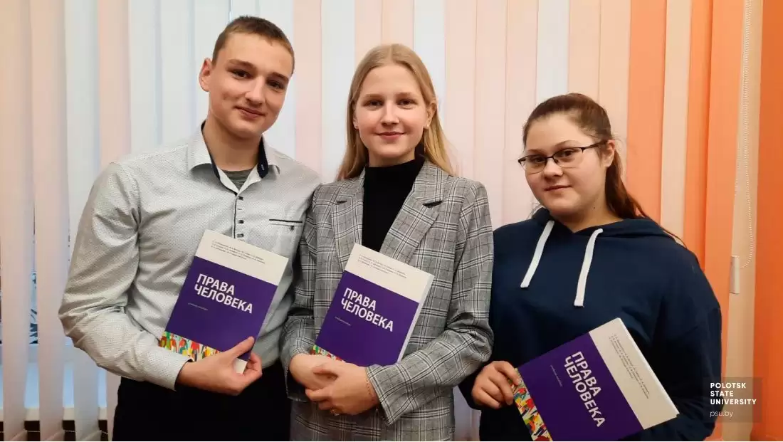 Победители квиза были награждены подарками
