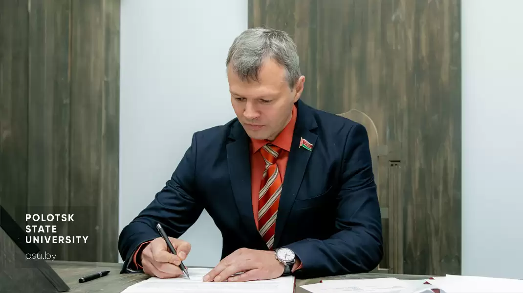 Заключение договора о сотрудничестве: Олег Александрович Романов
