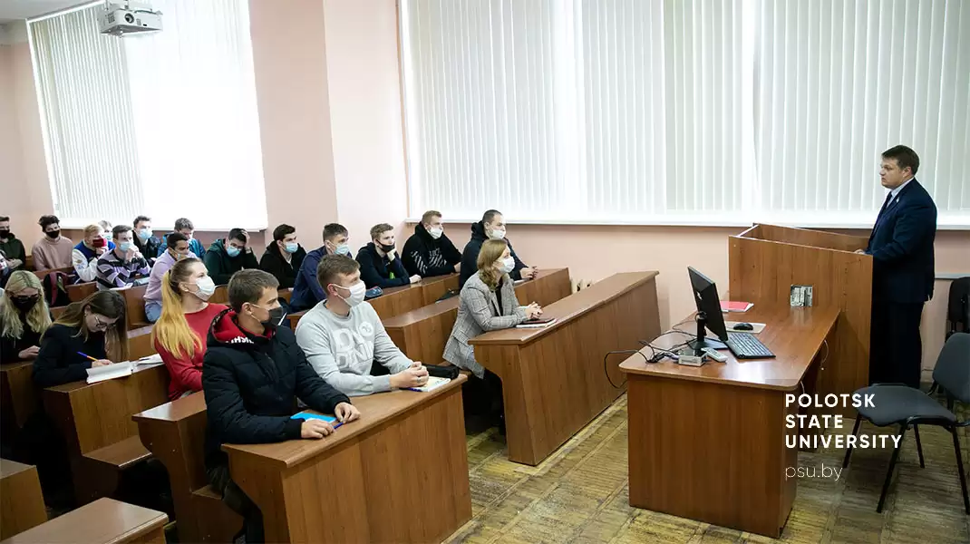 Общение депутата со студентами