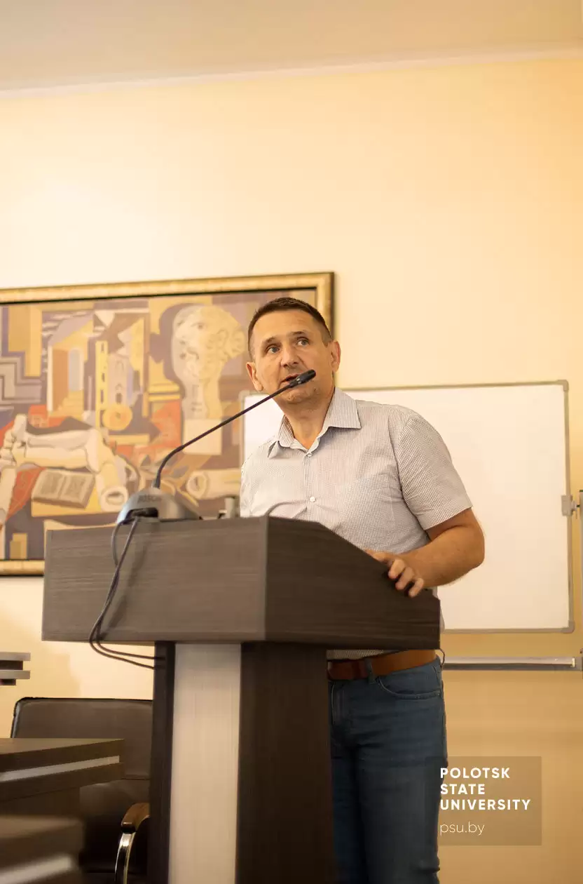 Александр Владимирович Голубёнок