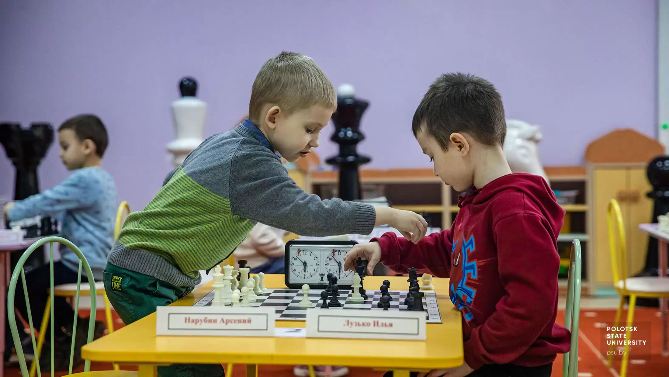 Шахматная партия между Нарубиным Арсением и Лузько Ильёй