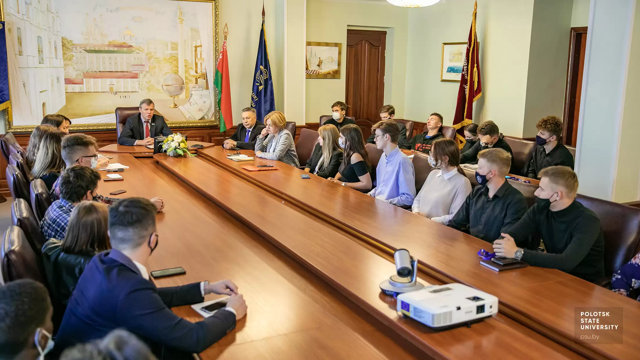 Диалог студентов с руководством университета