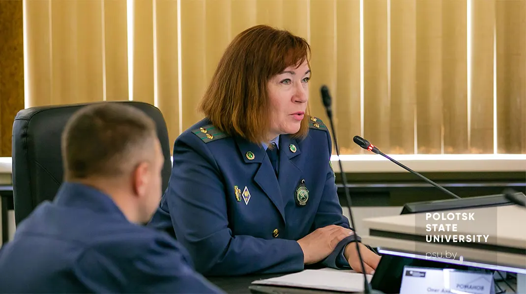 Сотрудники Витебской таможни ответили на вопросы учащихся