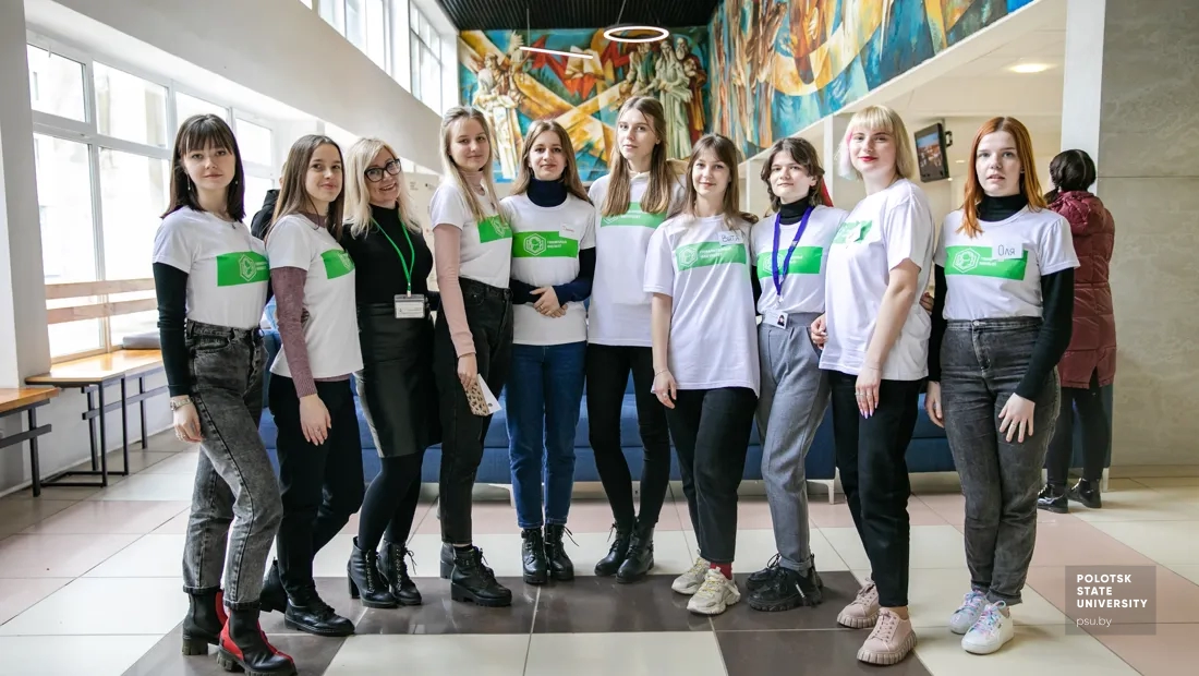 Студенты гуманитарного факультета