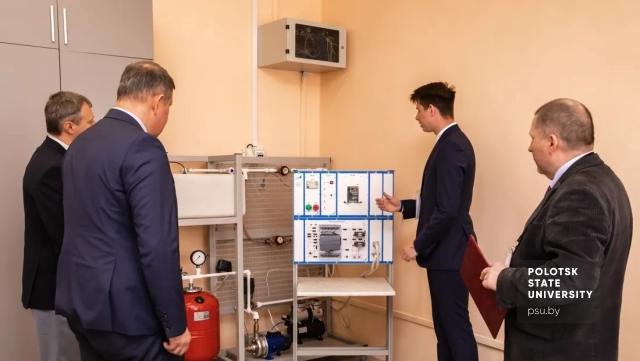 Знакомство с учебными лабораториями университета