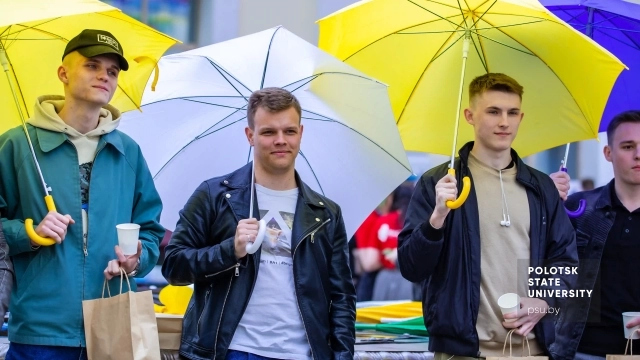 Знакомство с учебными лабораториями университета