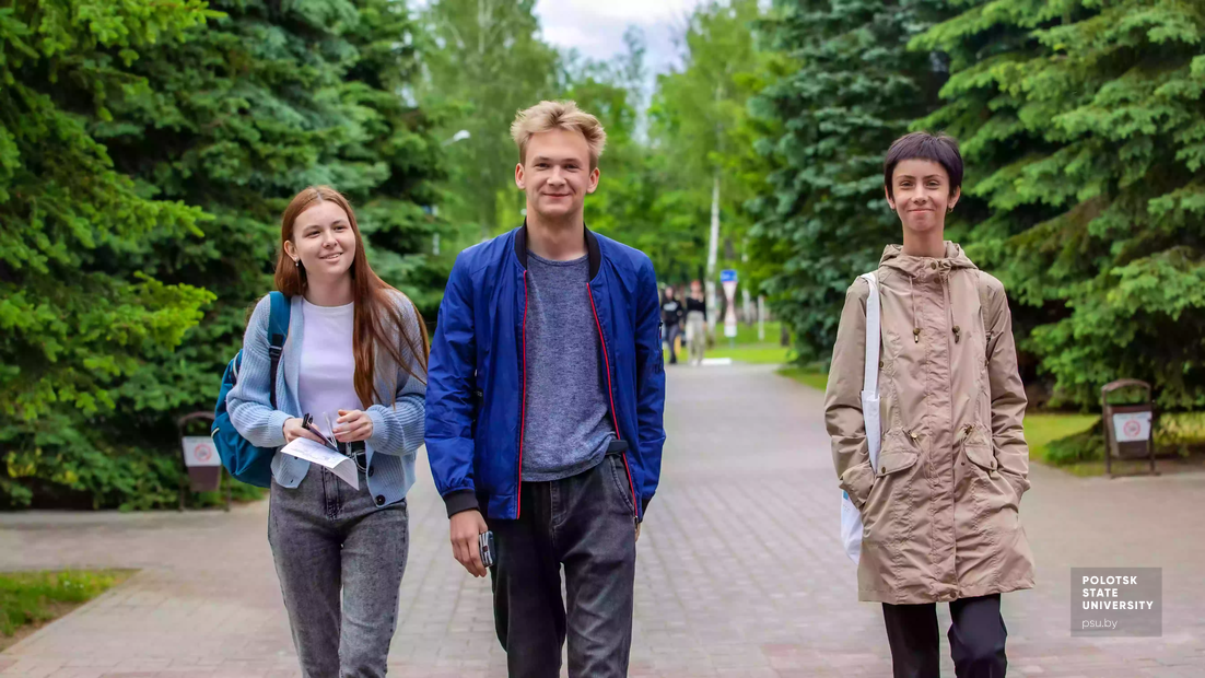 Абитуриенты