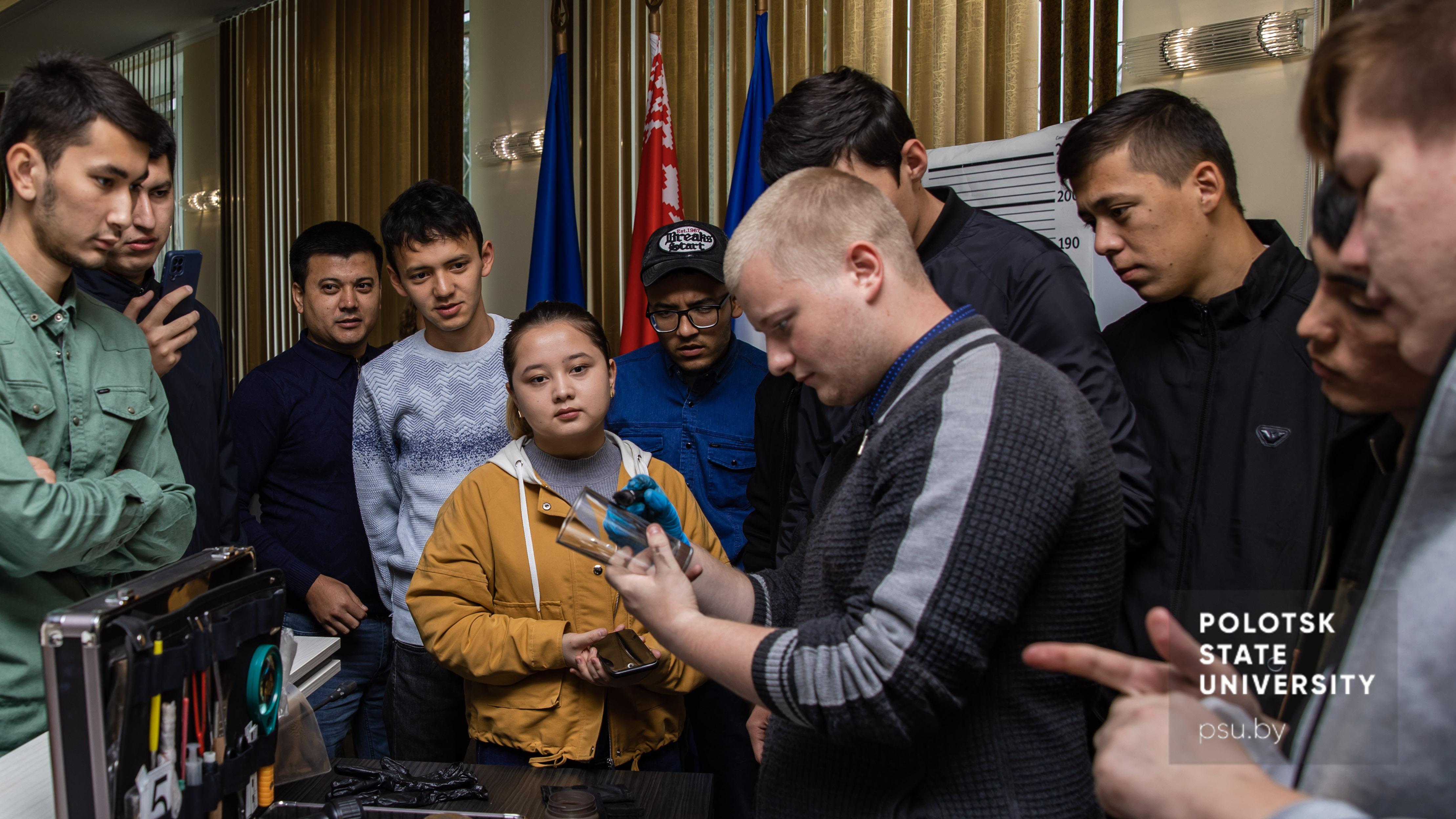 Знакомство иностранных студентов с ЮФ