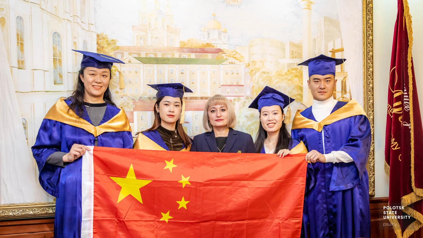 Graduation of students from China