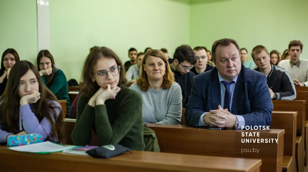 Студенты 3 курса ЮФ