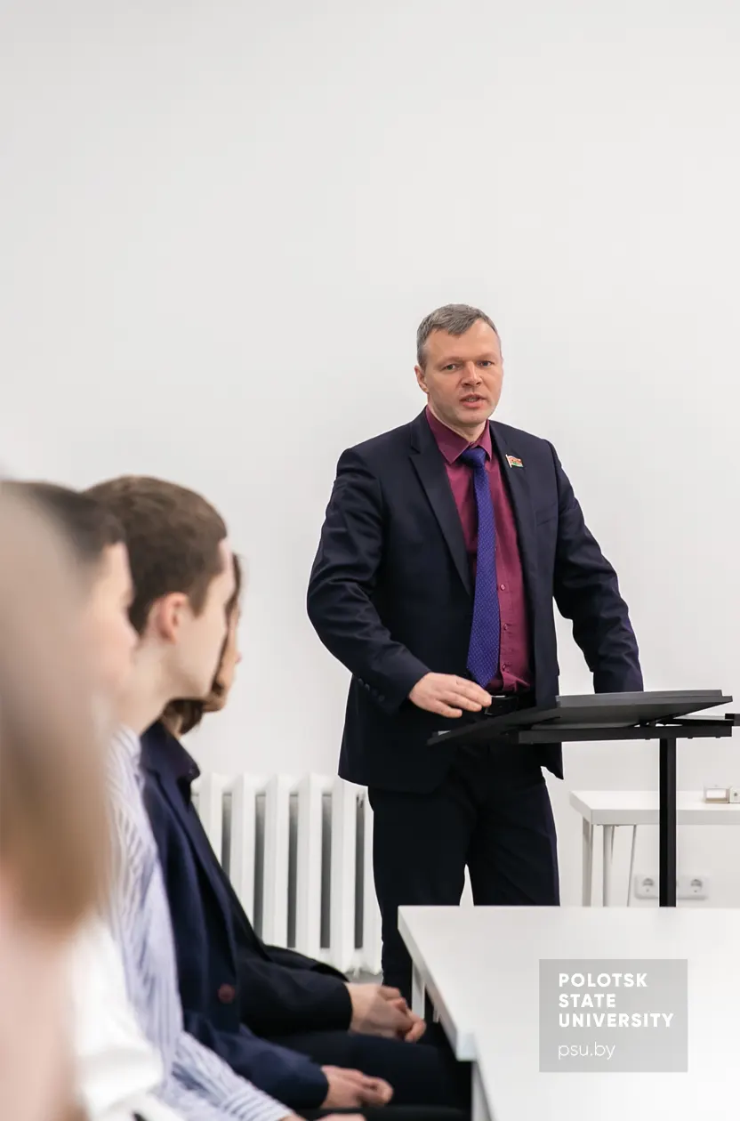 О.А.Романов