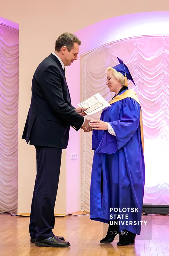 Awarding diplomas to graduates of the Master's degree programme