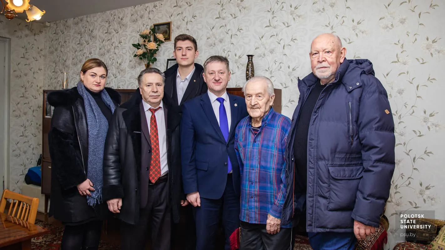 Делегация университета и Григорий Иванович Кондаков