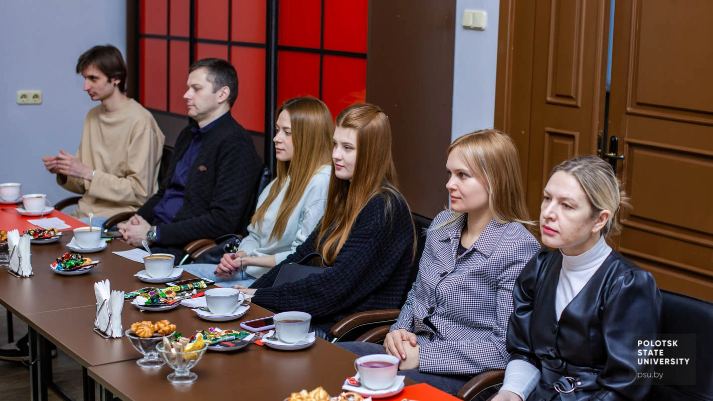 Круглый стол «Мир и созидание в духовном свете»