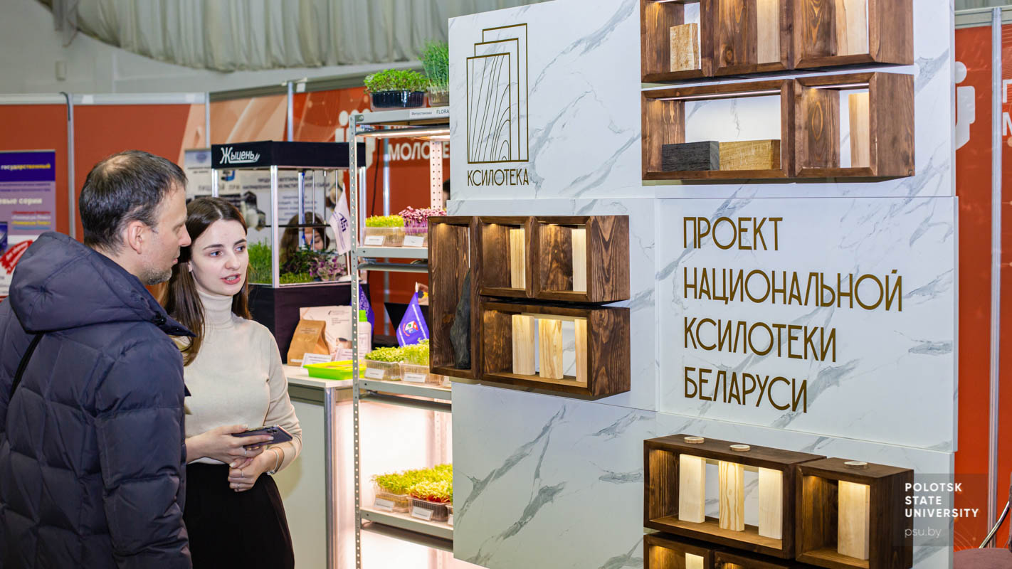 Наши студенты на выставке «Беларусь интеллектуальная»