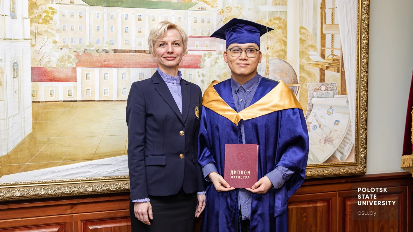 Undergraduates from the People's Republic of China