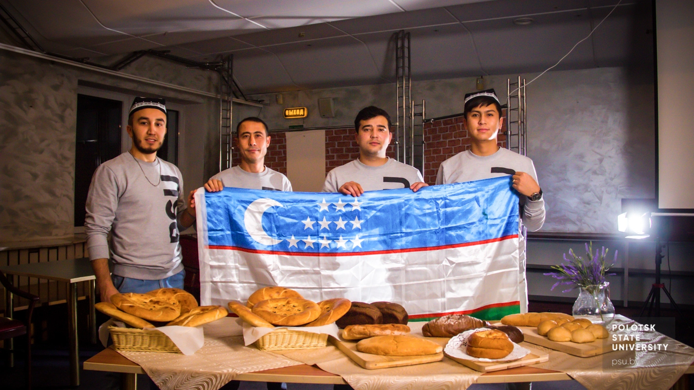 Студенты из Узбекистана