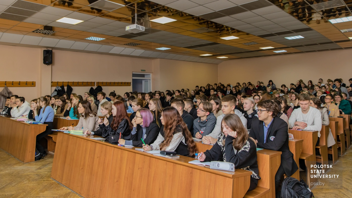 Учащиеся выпускных классов