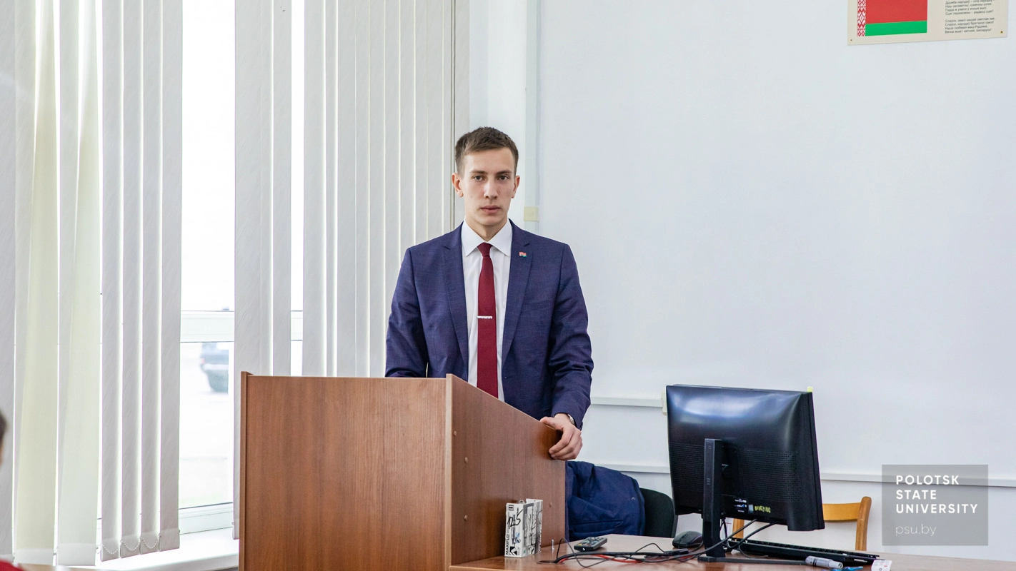 students of the Faculty of Finance and Economics