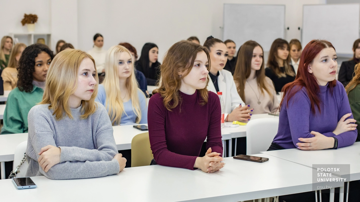 Студенты специальности «Социальные коммуникации»