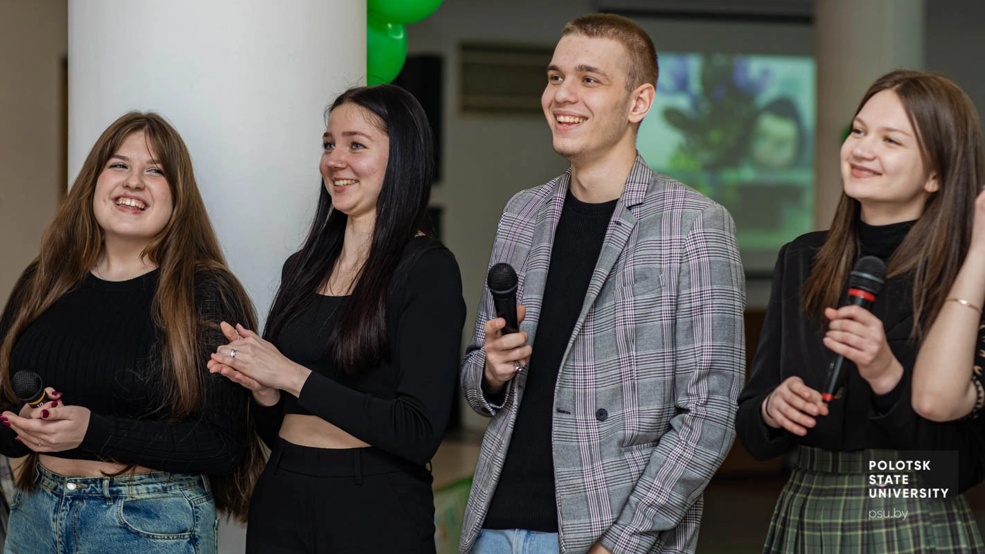 Караоке-баттл «Karaoke Clash» Караоке-баттл «Karaoke Clash»