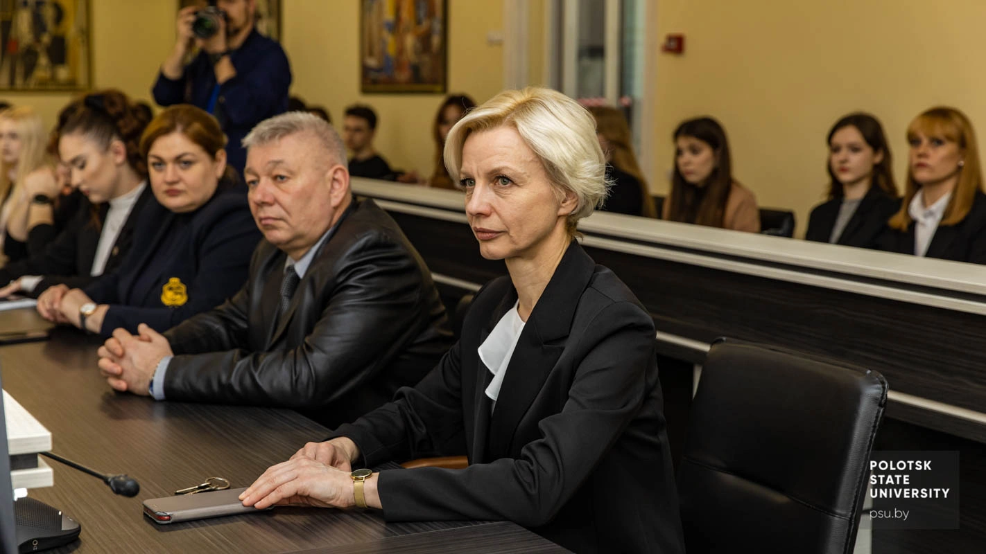 Оксана Валерьевна Голубева и Дмитрий Владимирович Пивень Оксана Валерьевна Голубева и Дмитрий Владимирович Пивень