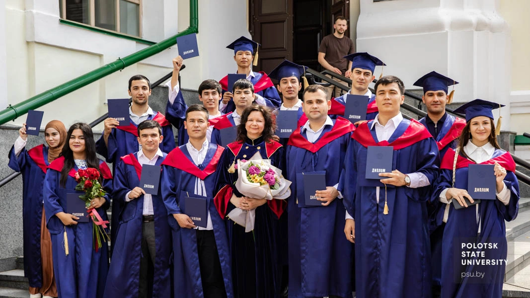 Уручэнне дыпломаў выпускнікам 2024
