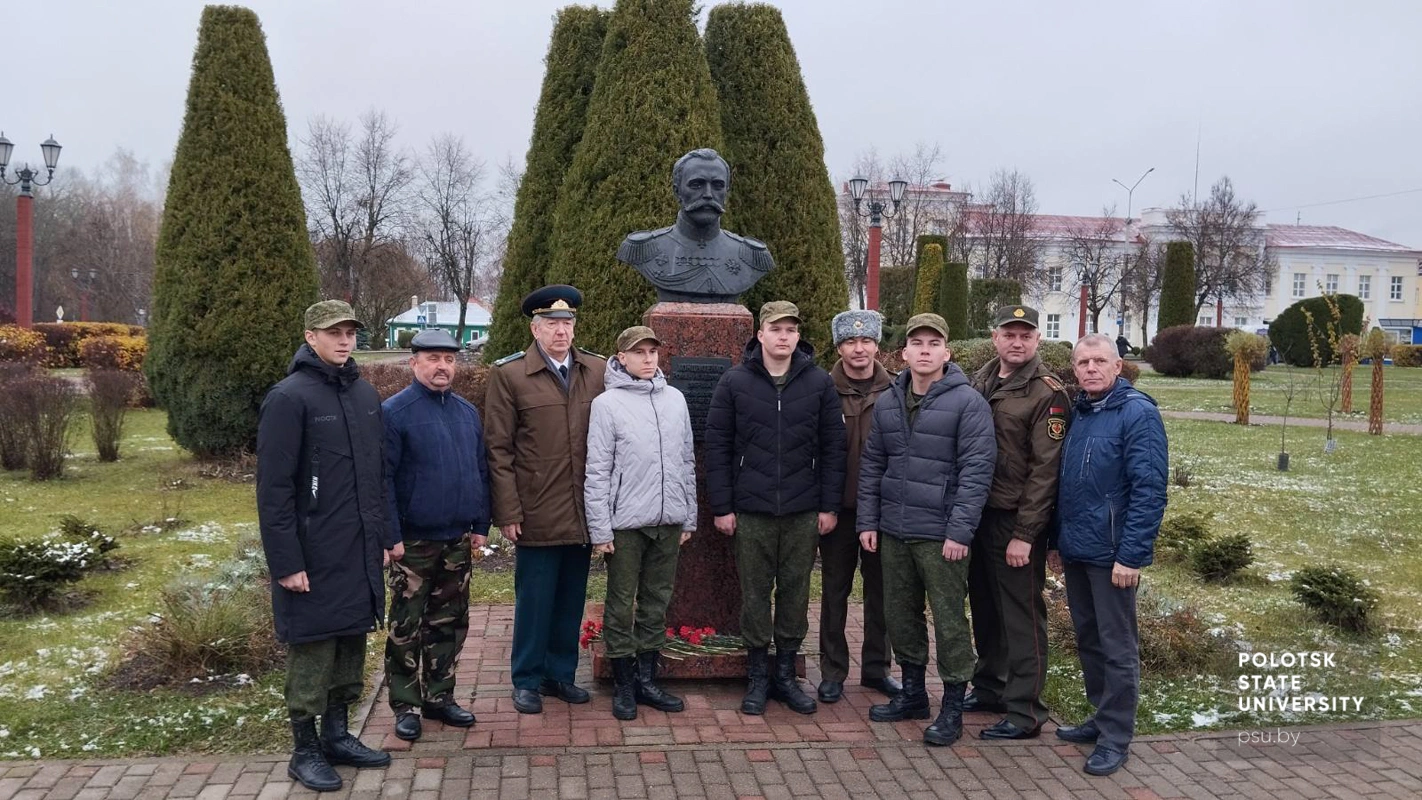 Представители военной кафедры и ветераны Вооруженных Сил