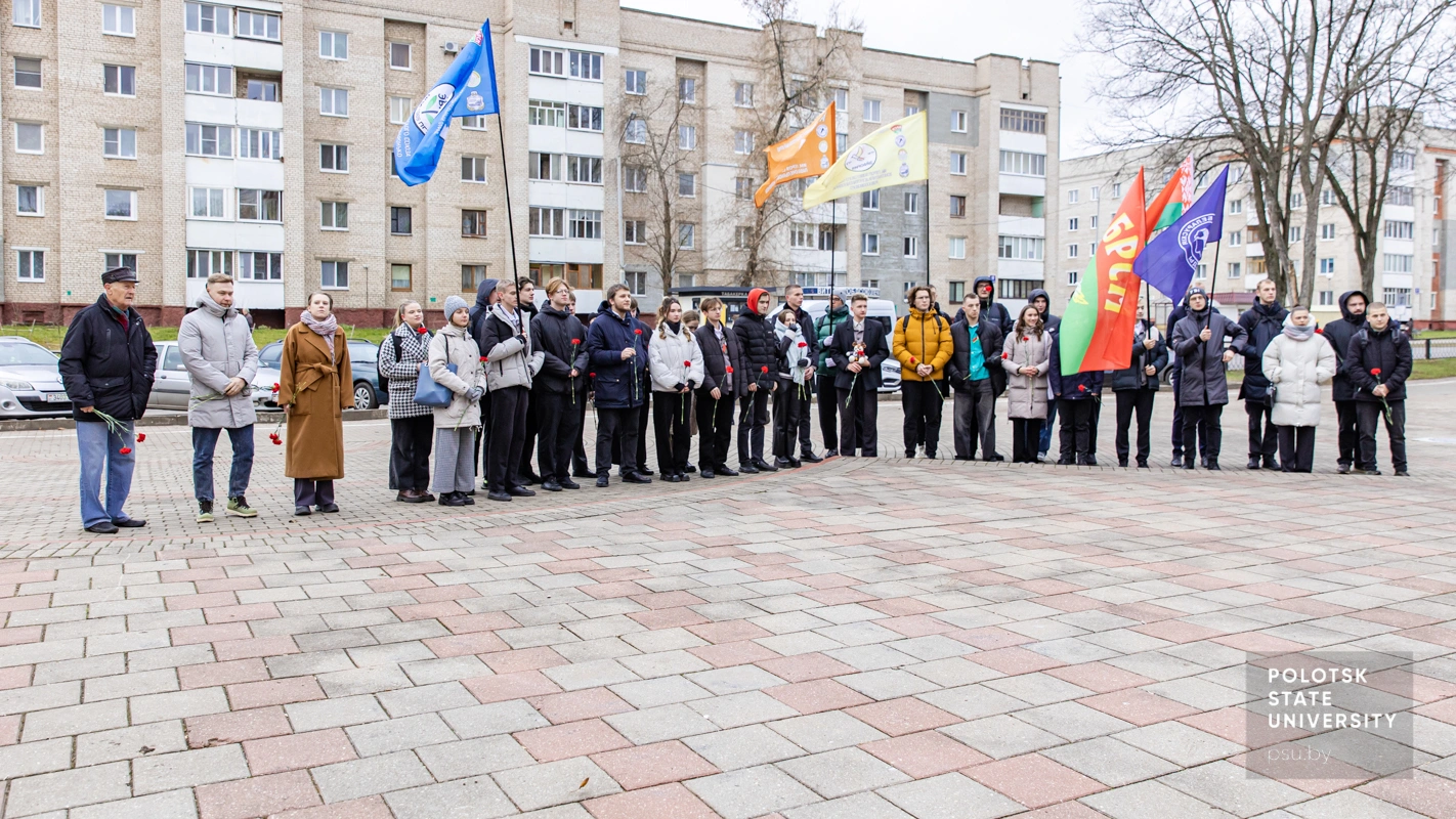 Митинг на мемориальном комплексе «Первая Палатка»