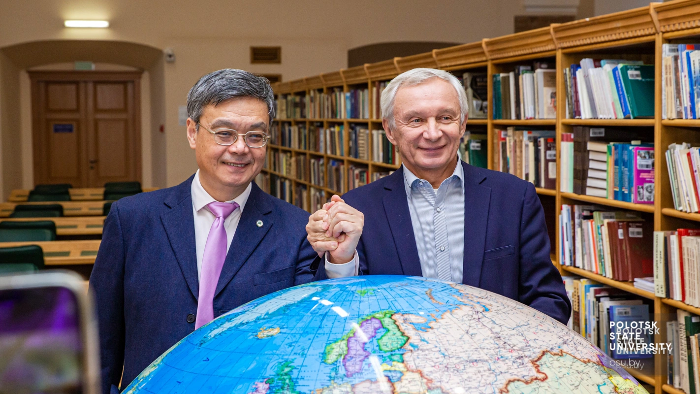 Li Lu and Sergei Ablameyko