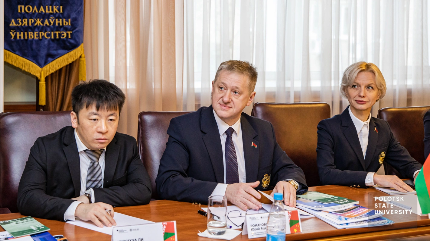 Participants of the solemn ceremony of signing documents on cooperation in the scientific and educational sphere