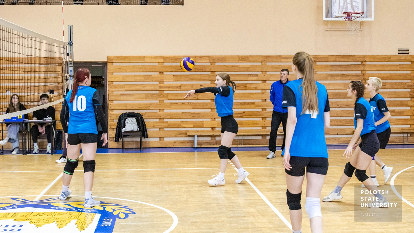 Cоревнования по волейболу