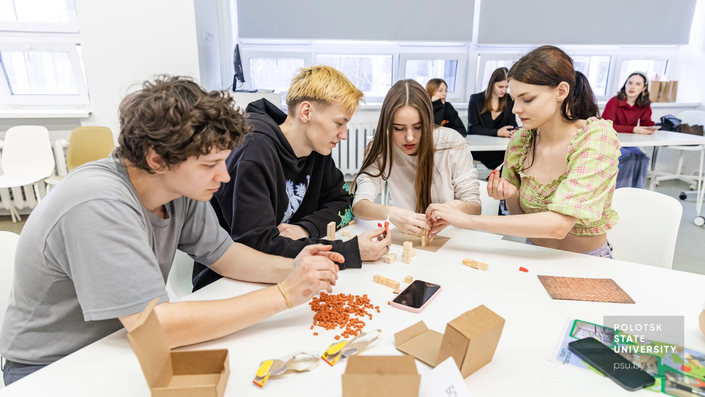 Квест «Build a house»