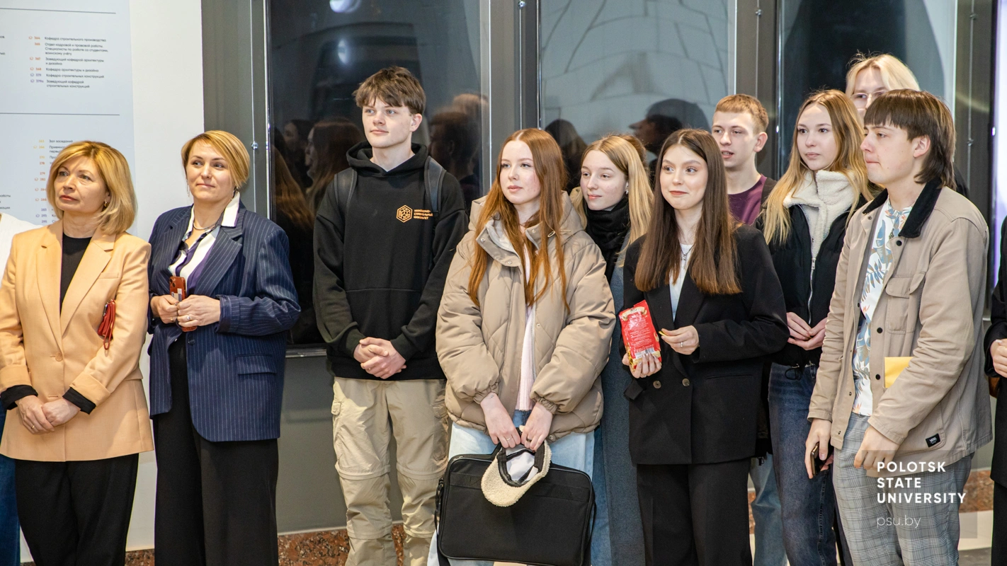 Студенты и преподаватели