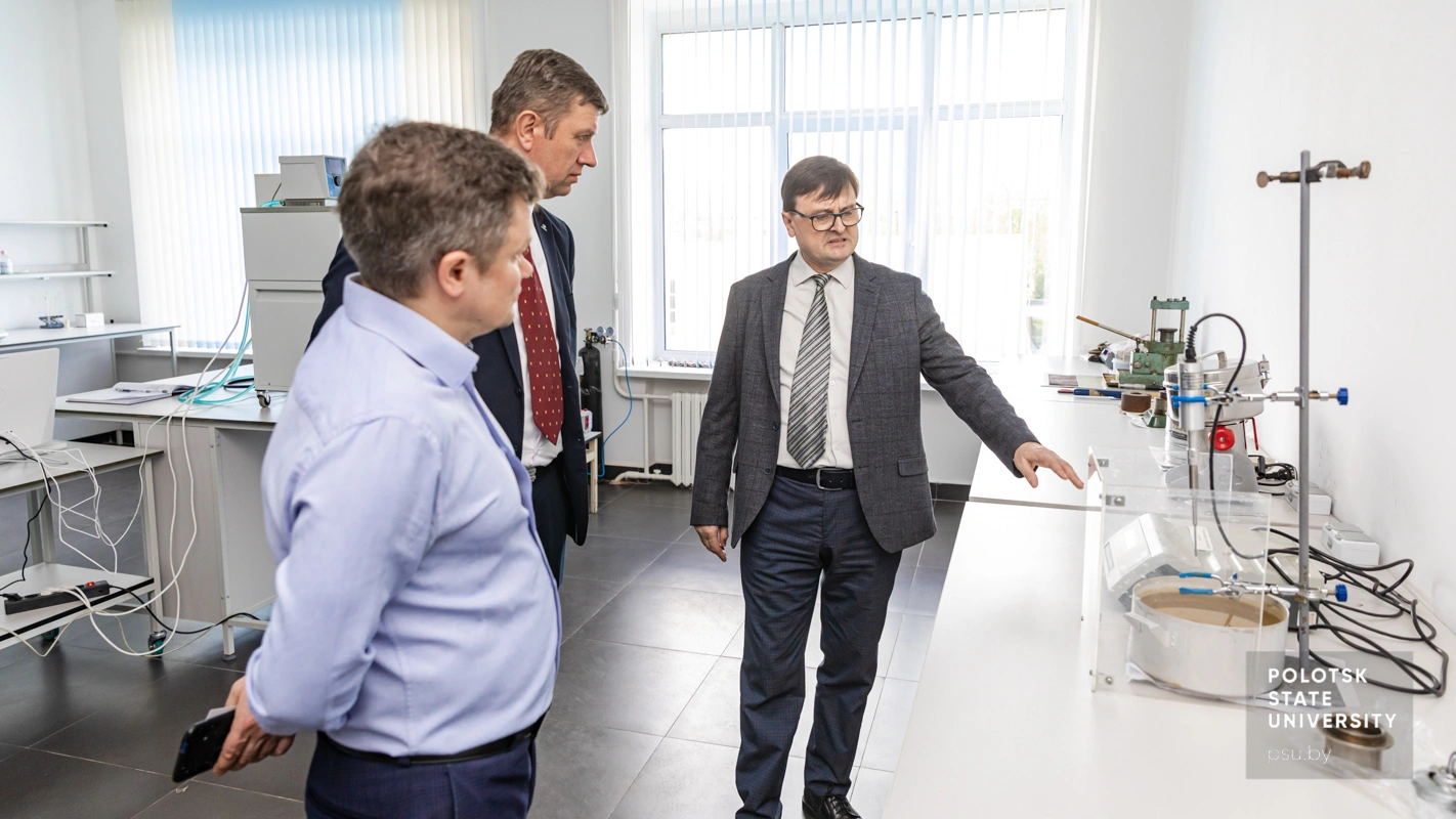 Экскурсия по учебно-лабораторному комплексу Полоцкого университета