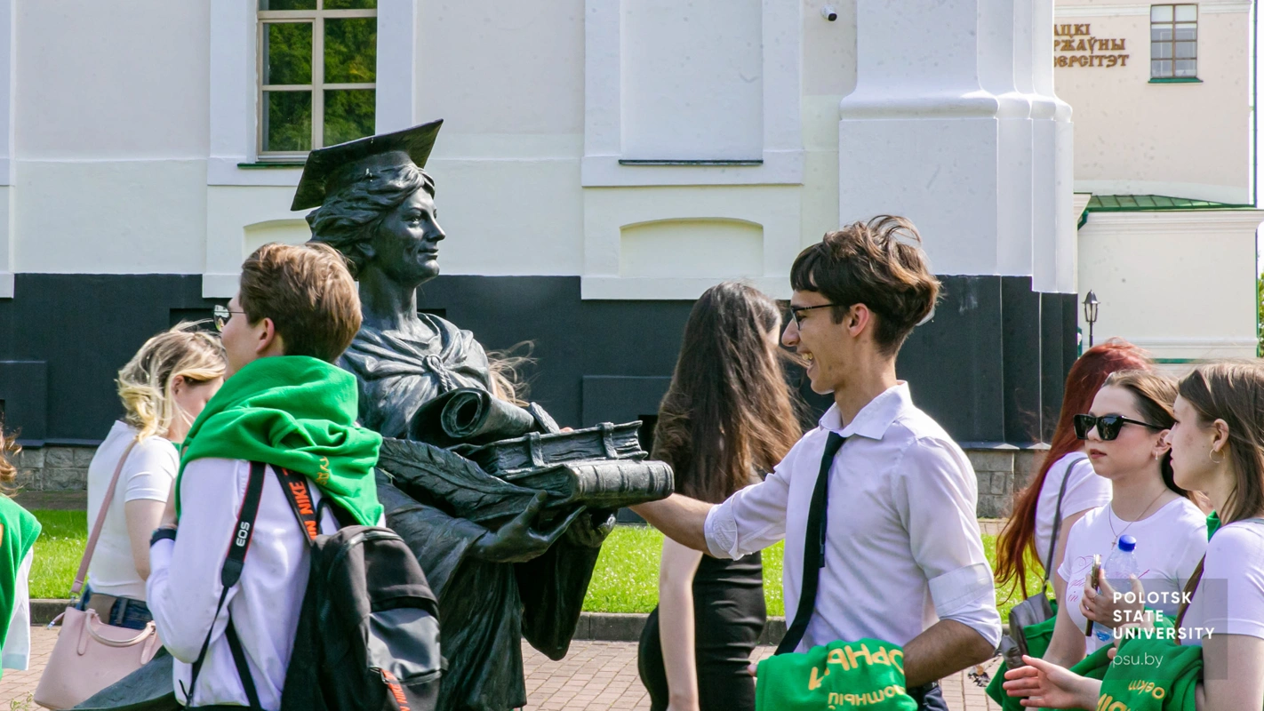 Студенты Санкт-Петербургского горного университета
