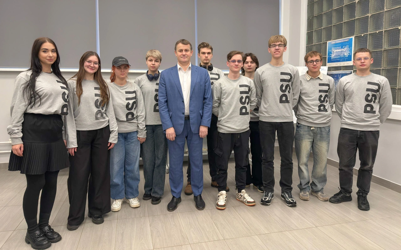 Дмитрий Владимирович Гринев и студенты Полоцкого университета