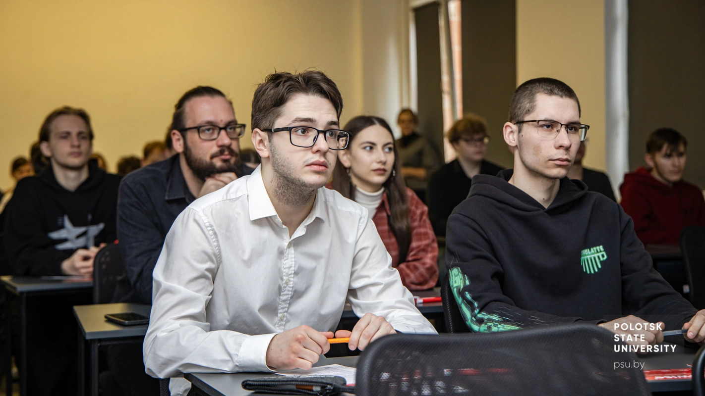 Участники встречи с сотрудниками IТ-компании «Фабрика инноваций и решений»