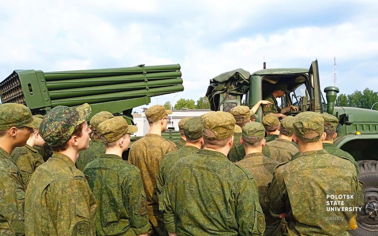 Cтуденты военной кафедры Полоцкого университета