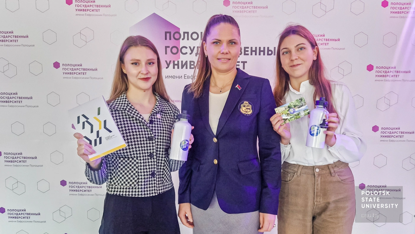 Ольга Михайловна Ларионова и молодые специалисты