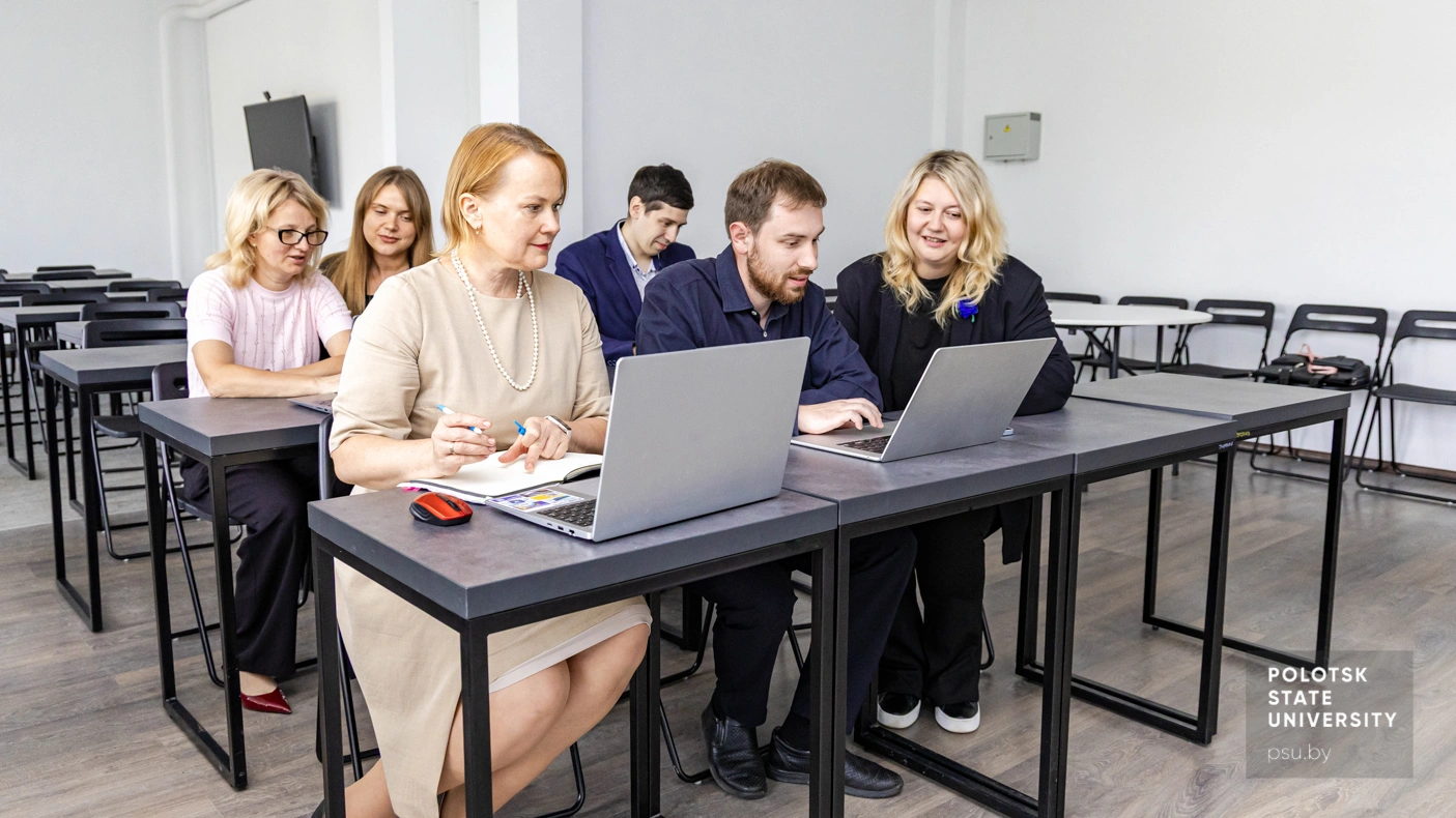 Преподаватели и аспиранты кафедры экономики
