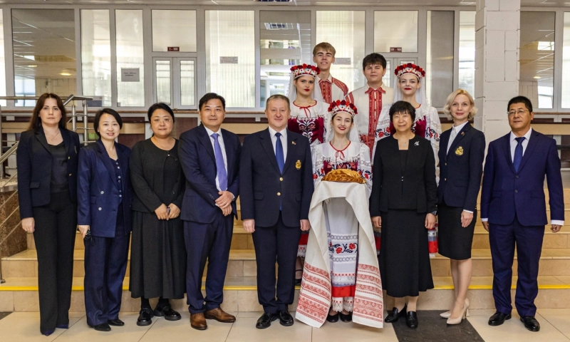 Developing cooperation with Changchun Polytechnic University 