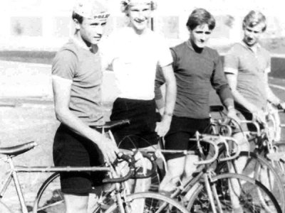 1974 г.