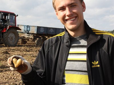 2011 г.