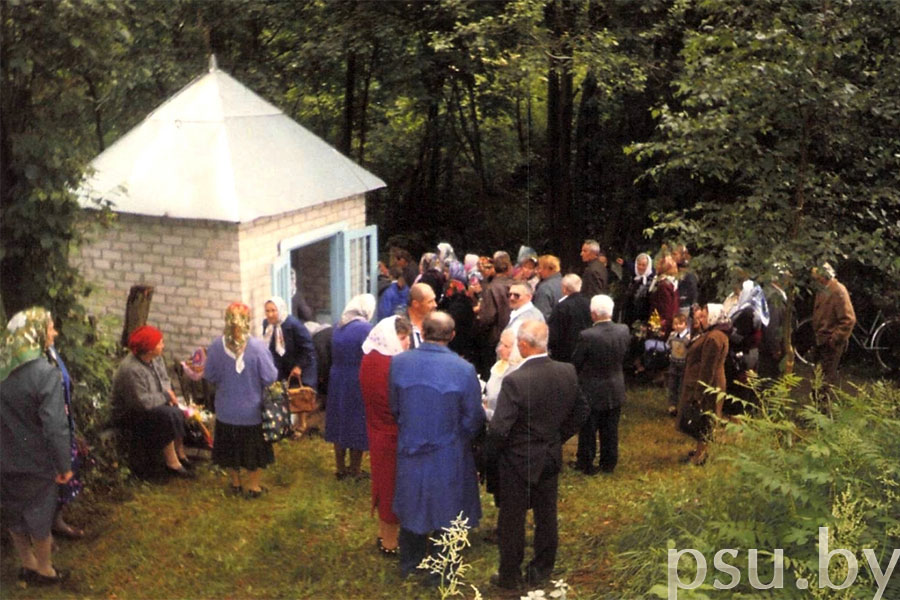 Феномен ушанавання Янавай крыніцы ў в. Бабруйшчына 2001 ушанаванне Янавай крыніцы ў в. Бабруйшчына