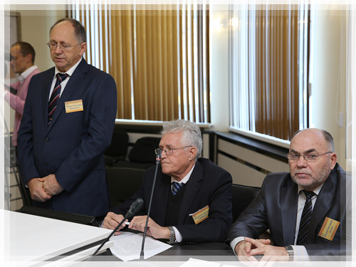 Ректор ПГУ профессор Дмитрий Николаевич Лазовский Ректор ПГУ Дмитрий Николаевич Лазовский