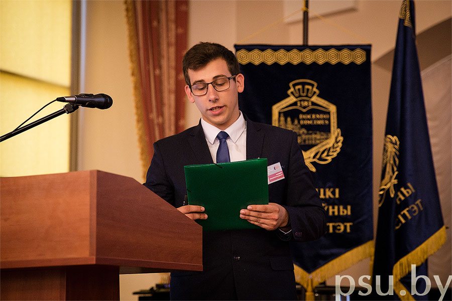 Алексей Александрович Ананенко, студент специальности «Программное обеспечение информационных технологий» Алексей Александрович Ананенко