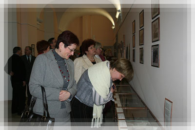 Встреча с отделом образования - Выставка картин