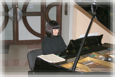 «Lunch-Concert» - Концертмейстер Оксана Матвейченко «Lunch-Concert» - Оксана Матвейченко