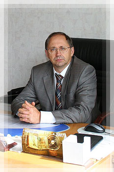 Номинация «Руководитель года» - Ректор УО «Полоцкий государственный университет» Лазовский Дмитрий Николаевич Номинация «Руководитель года» - Лазовский Дмитрий Николаевич
